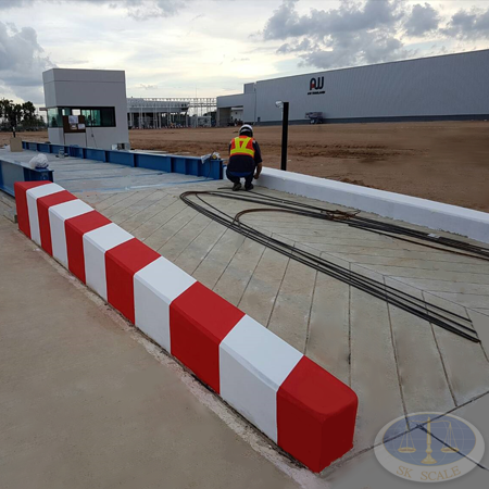 เครื่องชั่งรถบรรทุกแบบพื้นคอนกรีต