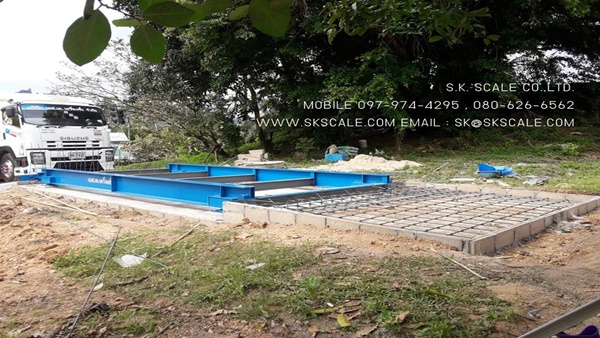 ติดตั้งเครื่องชั่ง 3 x 7 เมตร แบบแท่นลอยพื้นคอนกรีต 